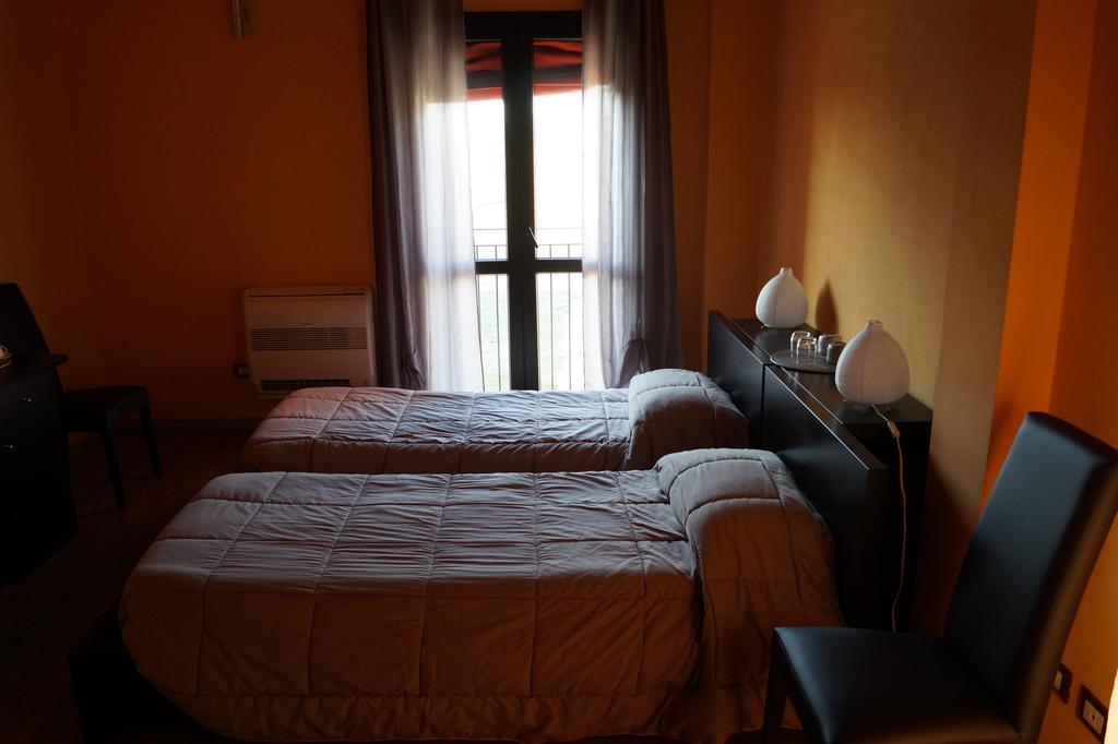 Conte Pietro Room&Breakfast Ferrara Exterior foto