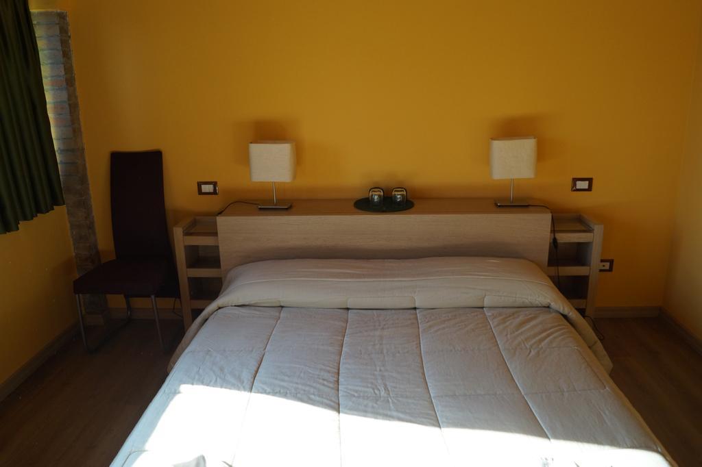 Conte Pietro Room&Breakfast Ferrara Exterior foto